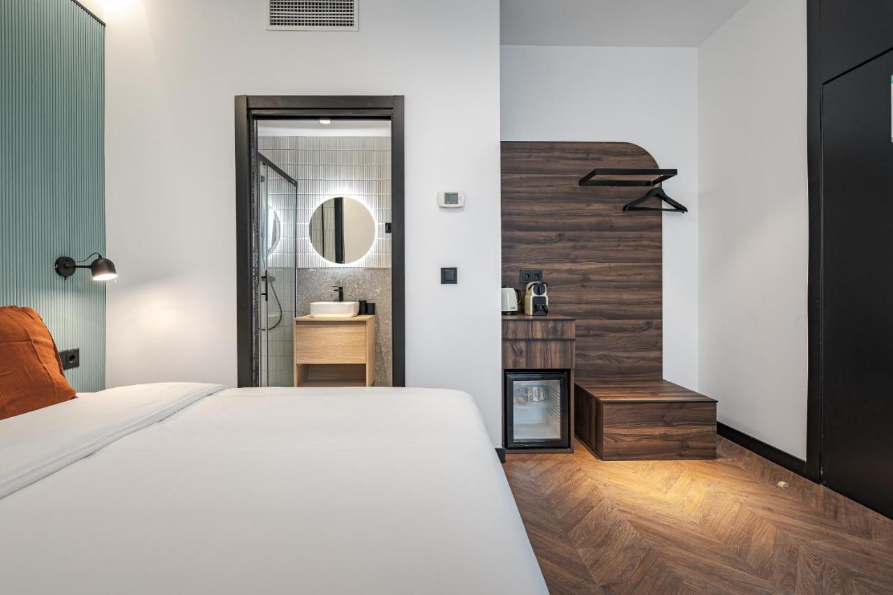 Style Suites By Olala Homes Madrid Exterior photo