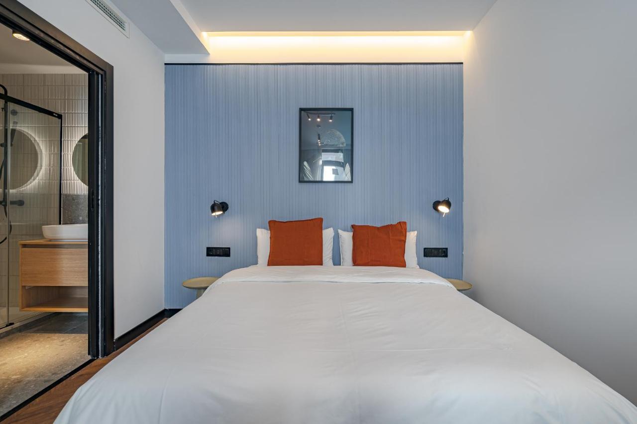 Style Suites By Olala Homes Madrid Exterior photo