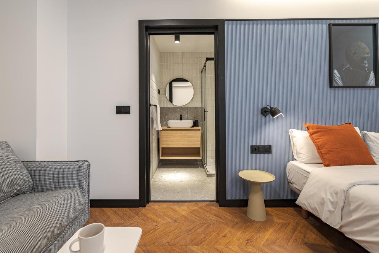 Style Suites By Olala Homes Madrid Exterior photo