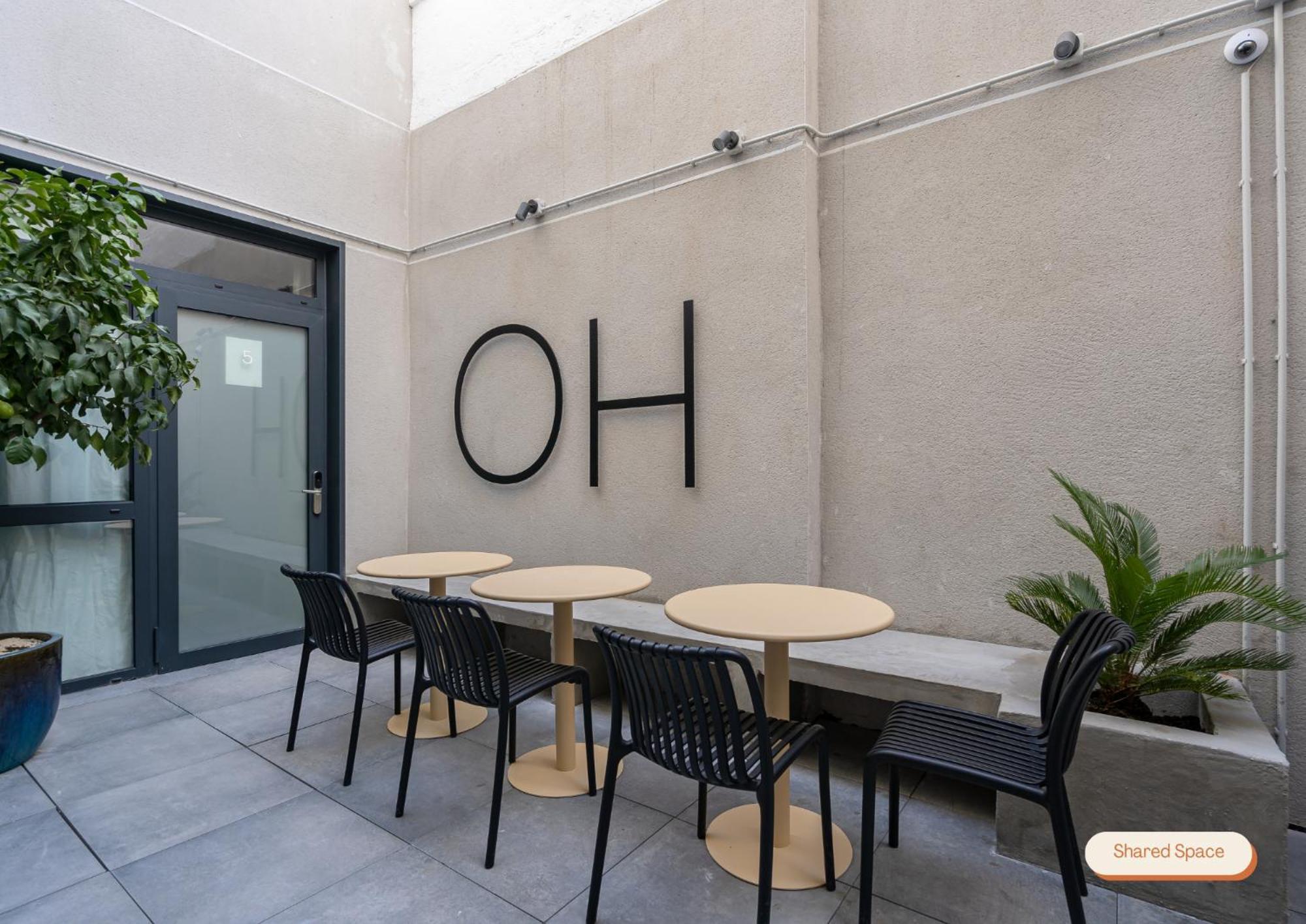 Style Suites By Olala Homes Madrid Exterior photo